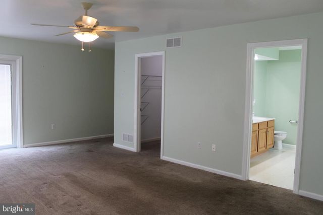 115 DOREEN DR, Hummelstown, PA 17036
