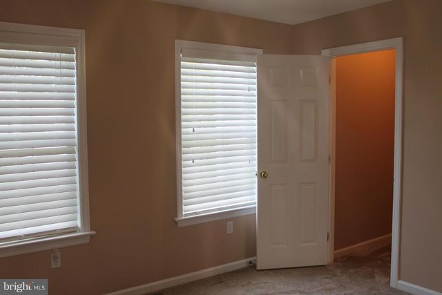 115 DOREEN DR, Hummelstown, PA 17036