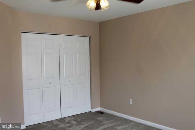 115 DOREEN DR, Hummelstown, PA 17036