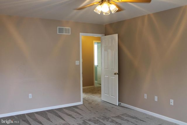 115 DOREEN DR, Hummelstown, PA 17036