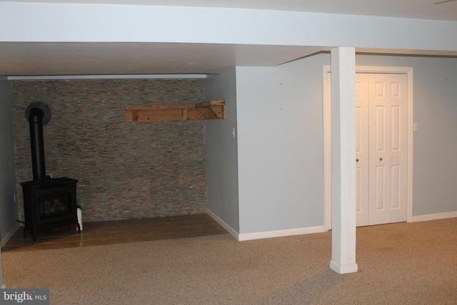 115 DOREEN DR, Hummelstown, PA 17036
