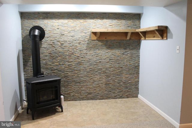 115 DOREEN DR, Hummelstown, PA 17036