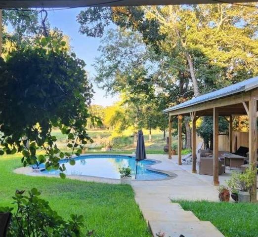 7600 County Road 3700, Athens, TX 75752