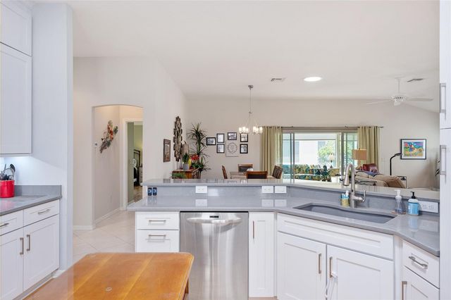 1348 HONEA PATH, The Villages, FL 32162