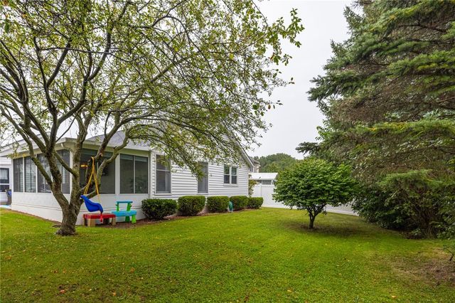 20 Olivia Circle, Greece, NY 14626