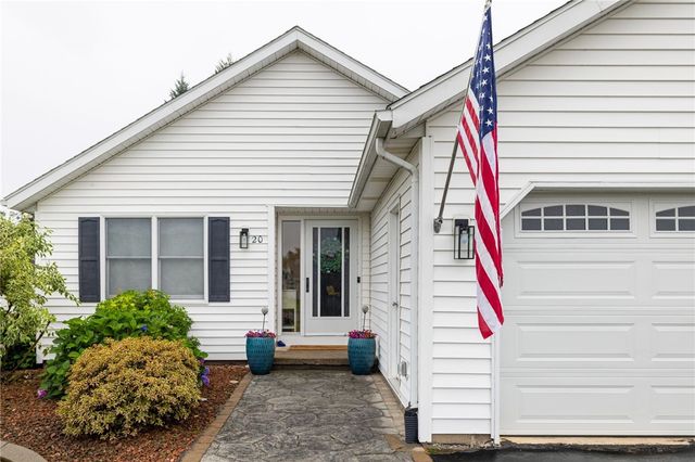 20 Olivia Circle, Greece, NY 14626