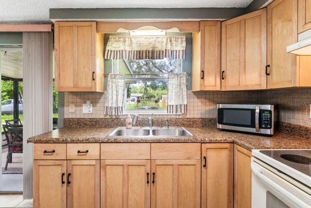 15915 VILLA DRIVE, Hudson, FL 34667