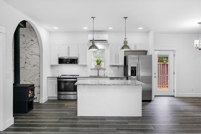 9 Spalding Drive, Bella Vista, AR 72714