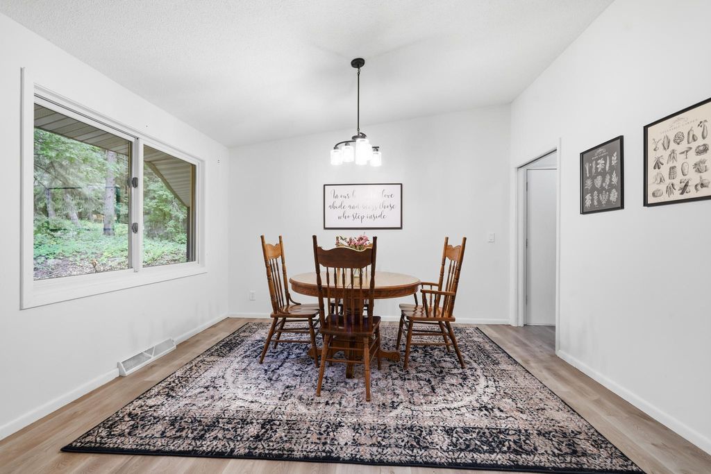135 Sabra Court, Apple Valley, MN 55124 — photo 4