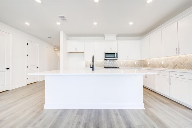 9039 DUANY LANE, Sarasota, FL 34240