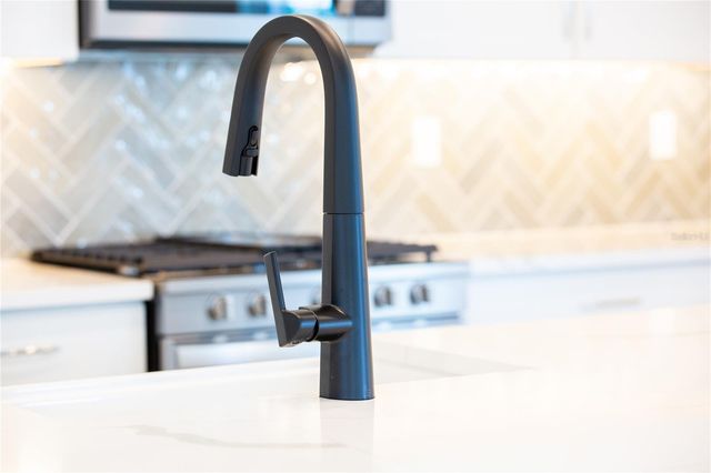 9039 DUANY LANE, Sarasota, FL 34240