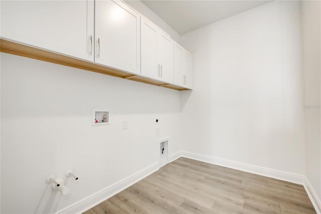 9039 DUANY LANE, Sarasota, FL 34240