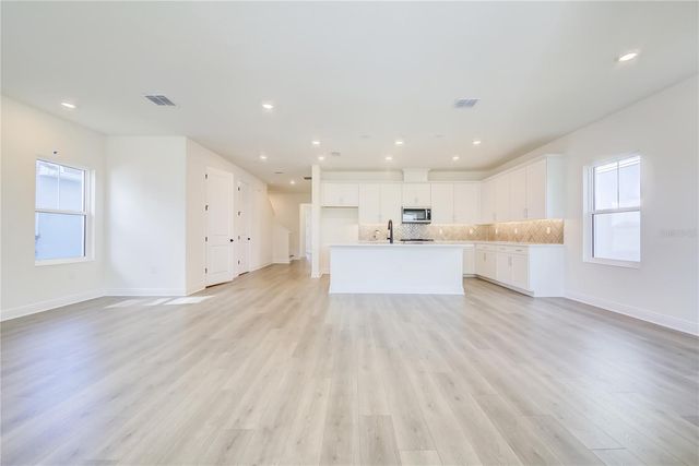 9039 DUANY LANE, Sarasota, FL 34240