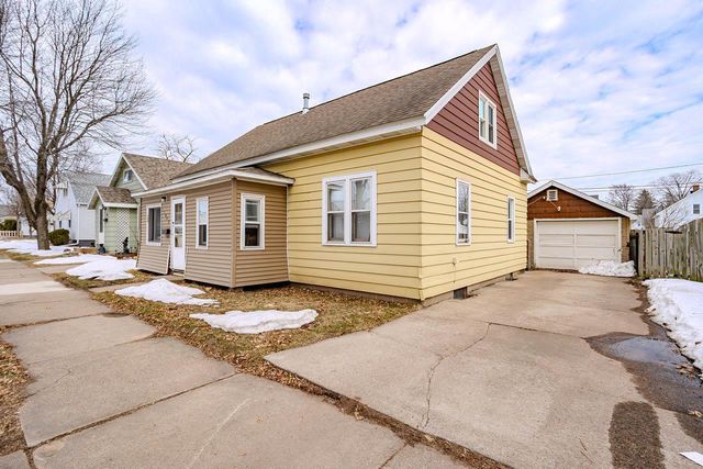 1009 S 8TH AVENUE, Wausau, WI 54401