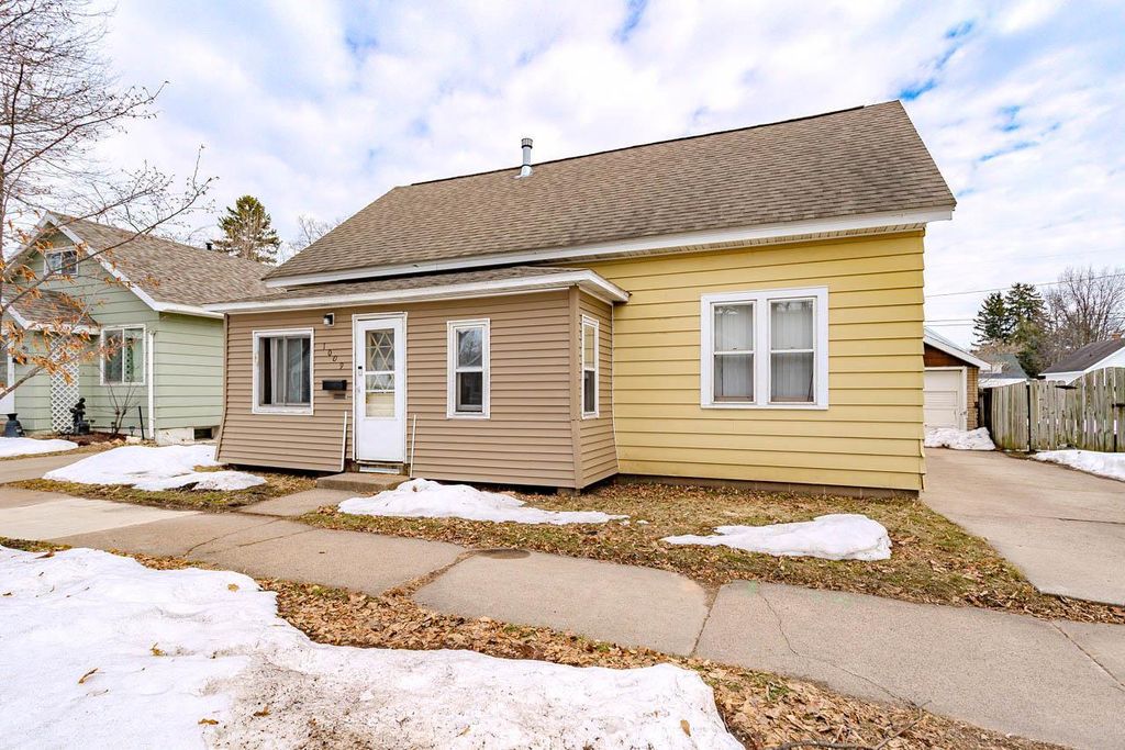 1009 S 8TH AVENUE, Wausau, WI 54401