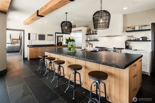 26408 NE 70th Street, Redmond, WA 98053