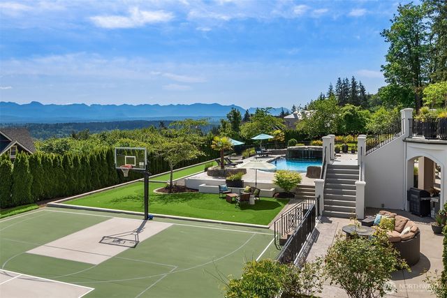 26408 NE 70th Street, Redmond, WA 98053