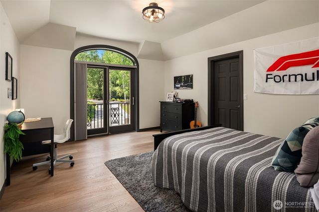 26408 NE 70th Street, Redmond, WA 98053
