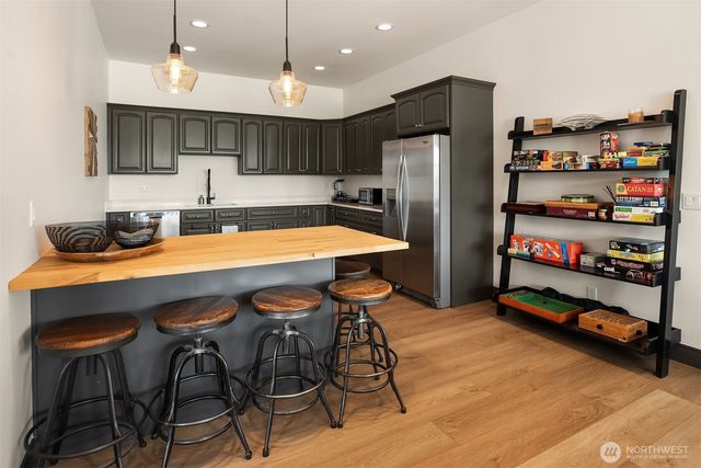 26408 NE 70th Street, Redmond, WA 98053