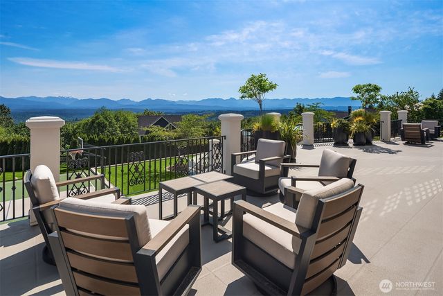 26408 NE 70th Street, Redmond, WA 98053