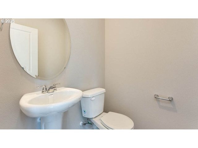 2957 U St, Springfield, OR 97477