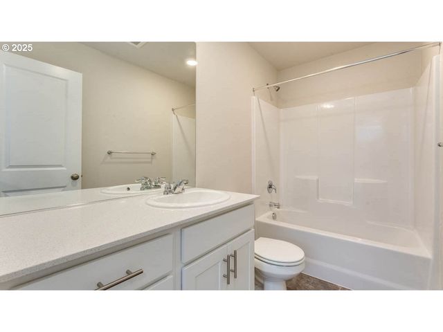 2957 U St, Springfield, OR 97477