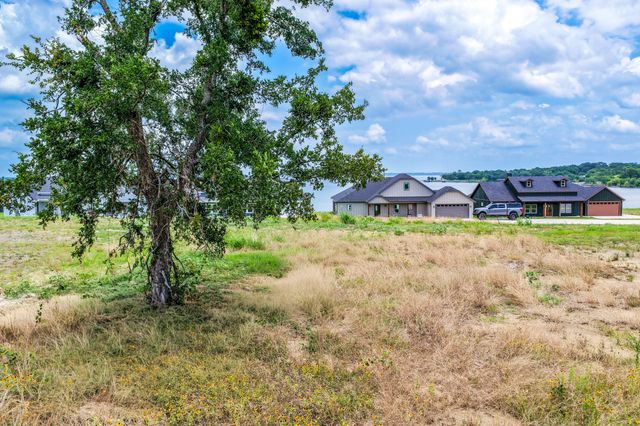 250 Caro, West Tawakoni, TX 75474