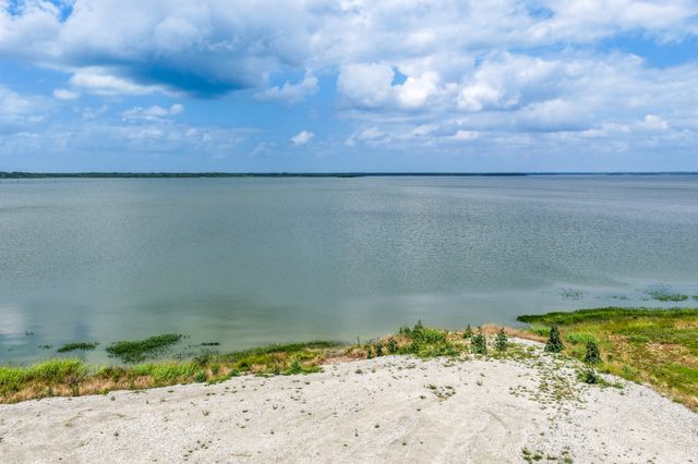 250 Caro, West Tawakoni, TX 75474