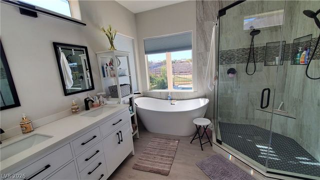 2106 Dipinto Avenue, Henderson, NV 89052