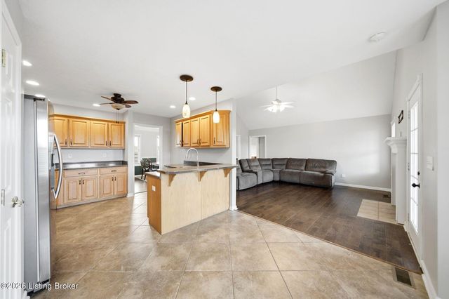 318 Wilsonville Rd, Fisherville, KY 40023