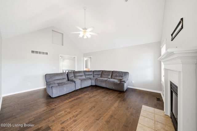 318 Wilsonville Rd, Fisherville, KY 40023