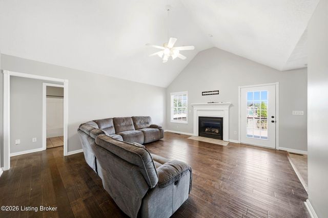 318 Wilsonville Rd, Fisherville, KY 40023