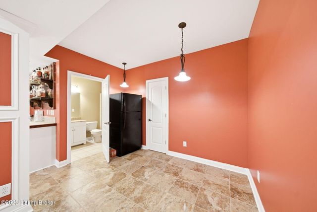 318 Wilsonville Rd, Fisherville, KY 40023