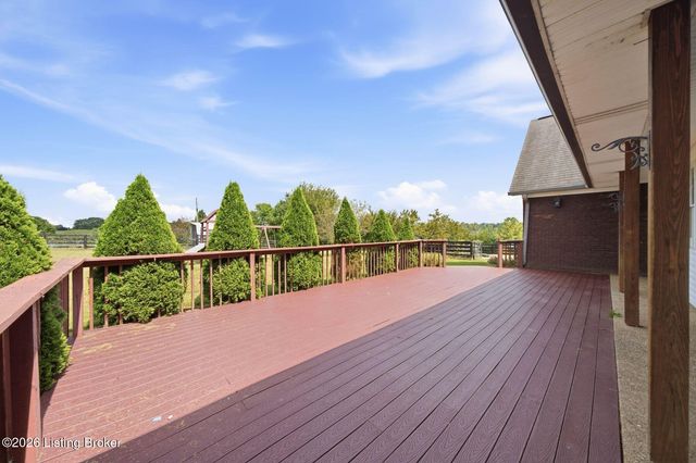 318 Wilsonville Rd, Fisherville, KY 40023