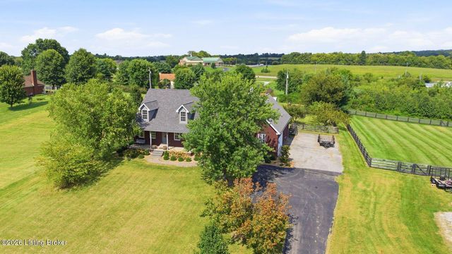 318 Wilsonville Rd, Fisherville, KY 40023