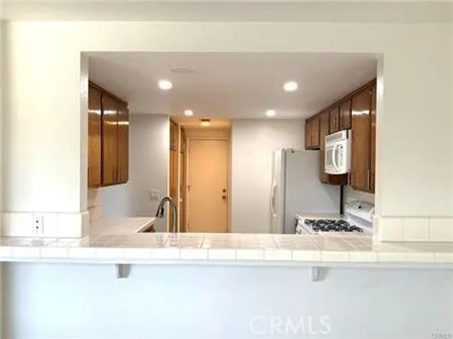 7106 Brentwood, Westminster, CA 92683