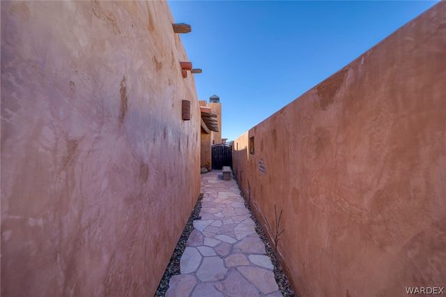 2933 Camino Del Rio, Bullhead City, AZ 86442