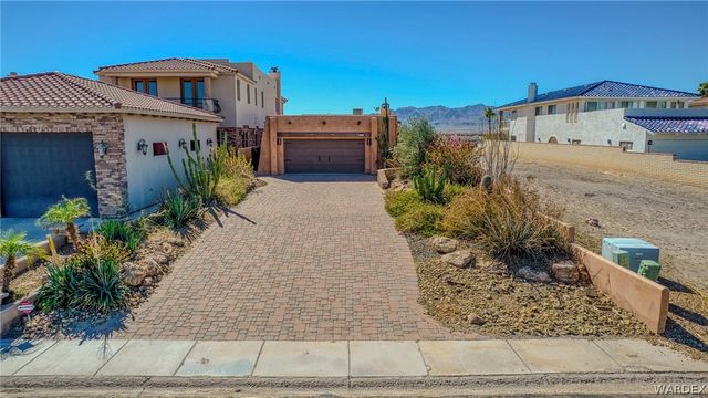 2933 Camino Del Rio, Bullhead City, AZ 86442