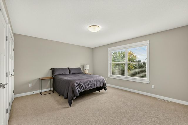 6401 Summit Pine Road NW, Rochester, MN 55901