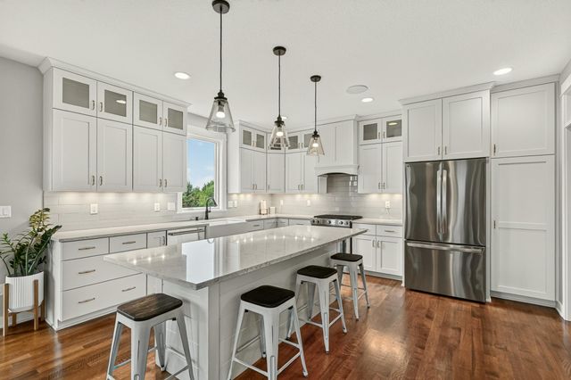 6401 Summit Pine Road NW, Rochester, MN 55901