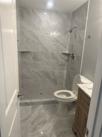 2718 Branch Oaks Drive, Garland, TX 75043