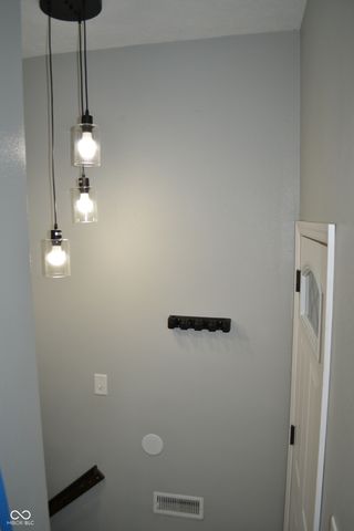 30 Vernon Lane, Lafayette, IN 47905