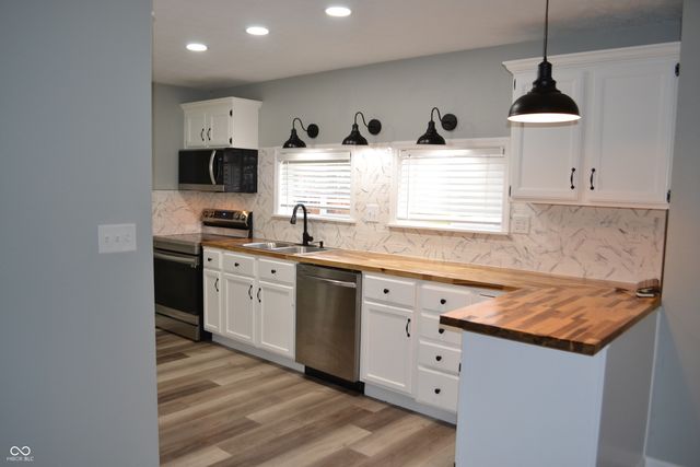 30 Vernon Lane, Lafayette, IN 47905