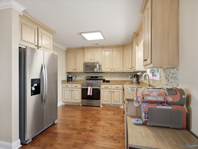 104 Ivy Darlene Drive, New Market, AL 35761
