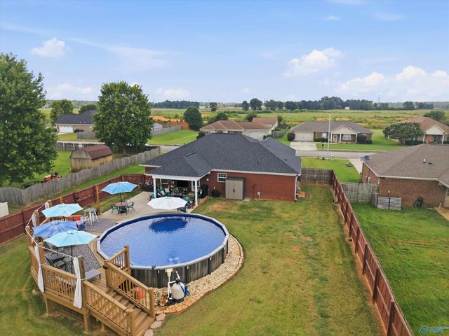 104 Ivy Darlene Drive, New Market, AL 35761