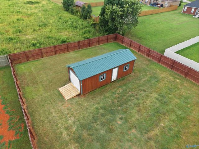 104 Ivy Darlene Drive, New Market, AL 35761