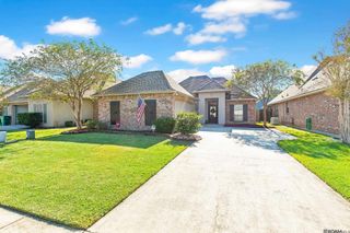 9384 Wyndham Way, Denham Springs, LA 70726