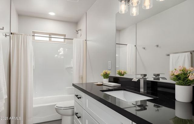 48451 N 27TH Avenue, New River, AZ 85087