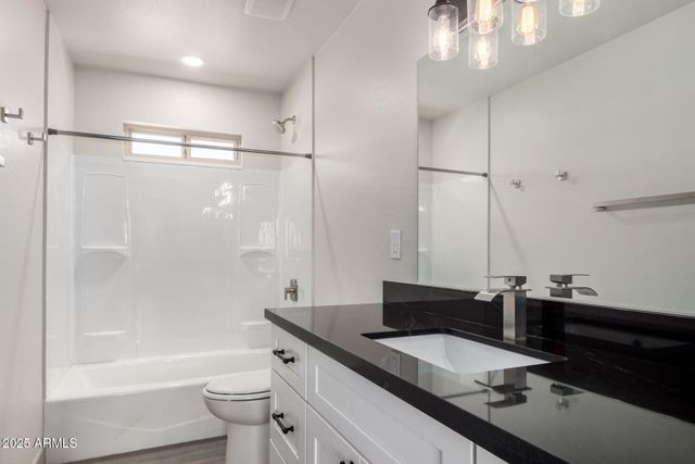 48451 N 27TH Avenue, New River, AZ 85087