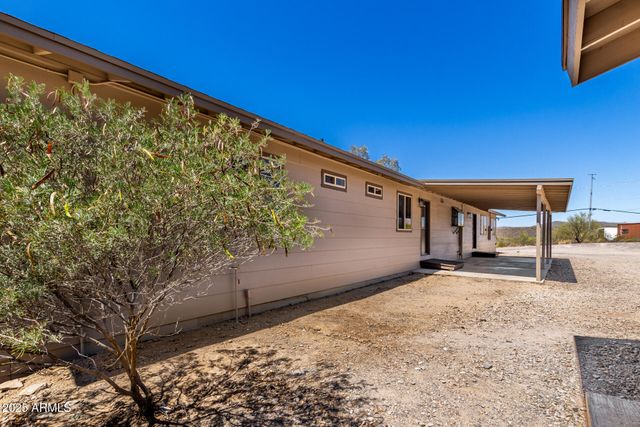 48451 N 27TH Avenue, New River, AZ 85087